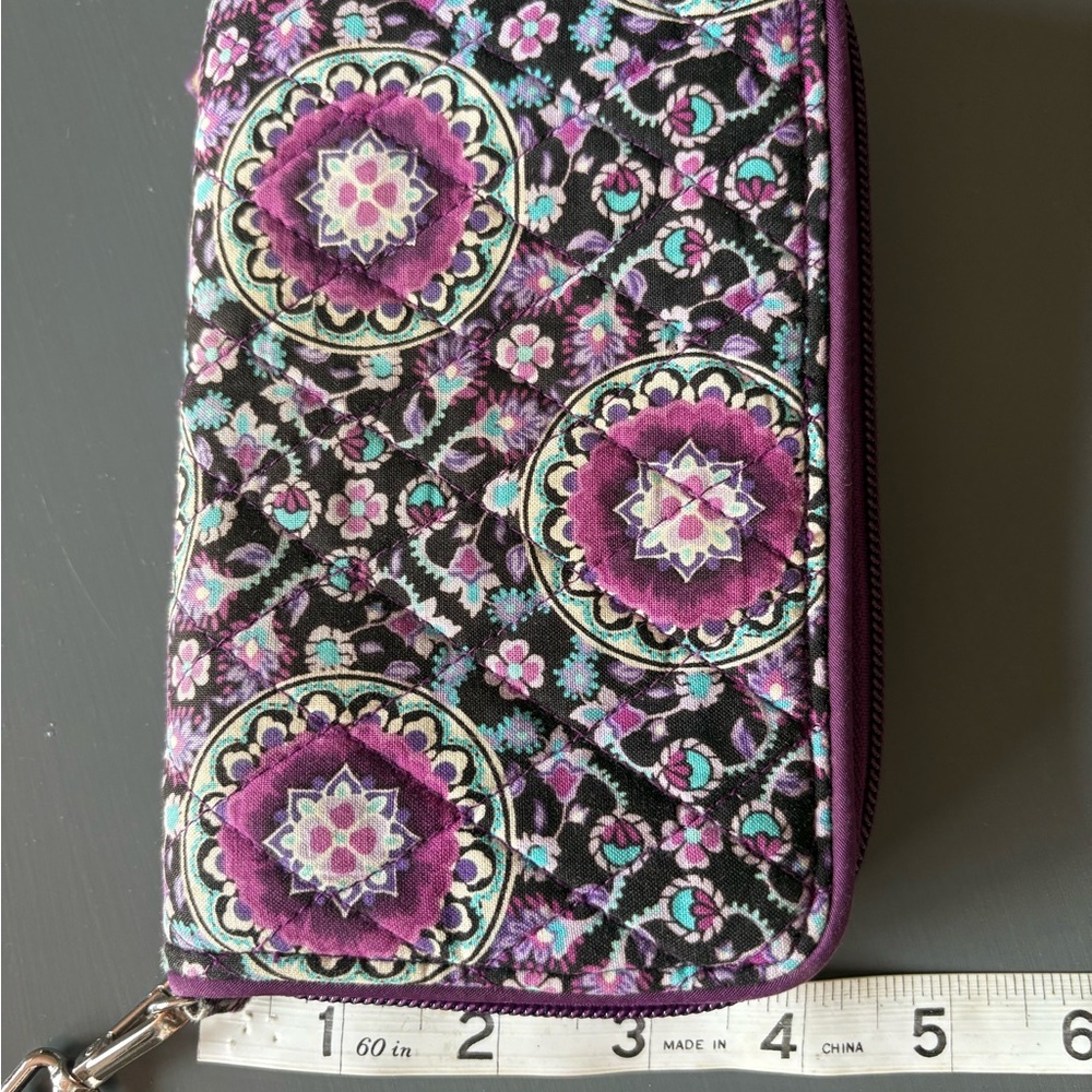Elegant Floral Vera Bradley Women's Wallet - Picture 7 of 7
